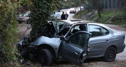 VIDEO Vozač se zabio u stablo na splitskom Marjanu i poginuo